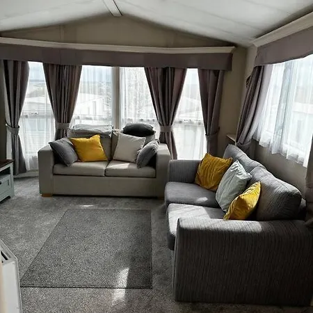 2 Bedroom Caravan, Sea Views, Parking Eastchurch Exterior photo