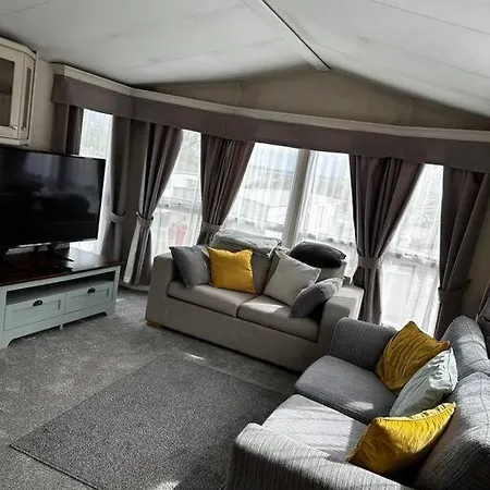2 Bedroom Caravan, Sea Views, Parking Eastchurch Exterior photo